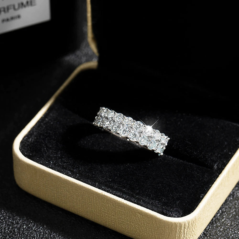 Moissanite טבעת משובצת 4.5 וחצי קראט 